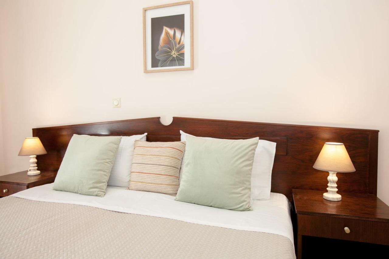 Thetis Hotel Tolo